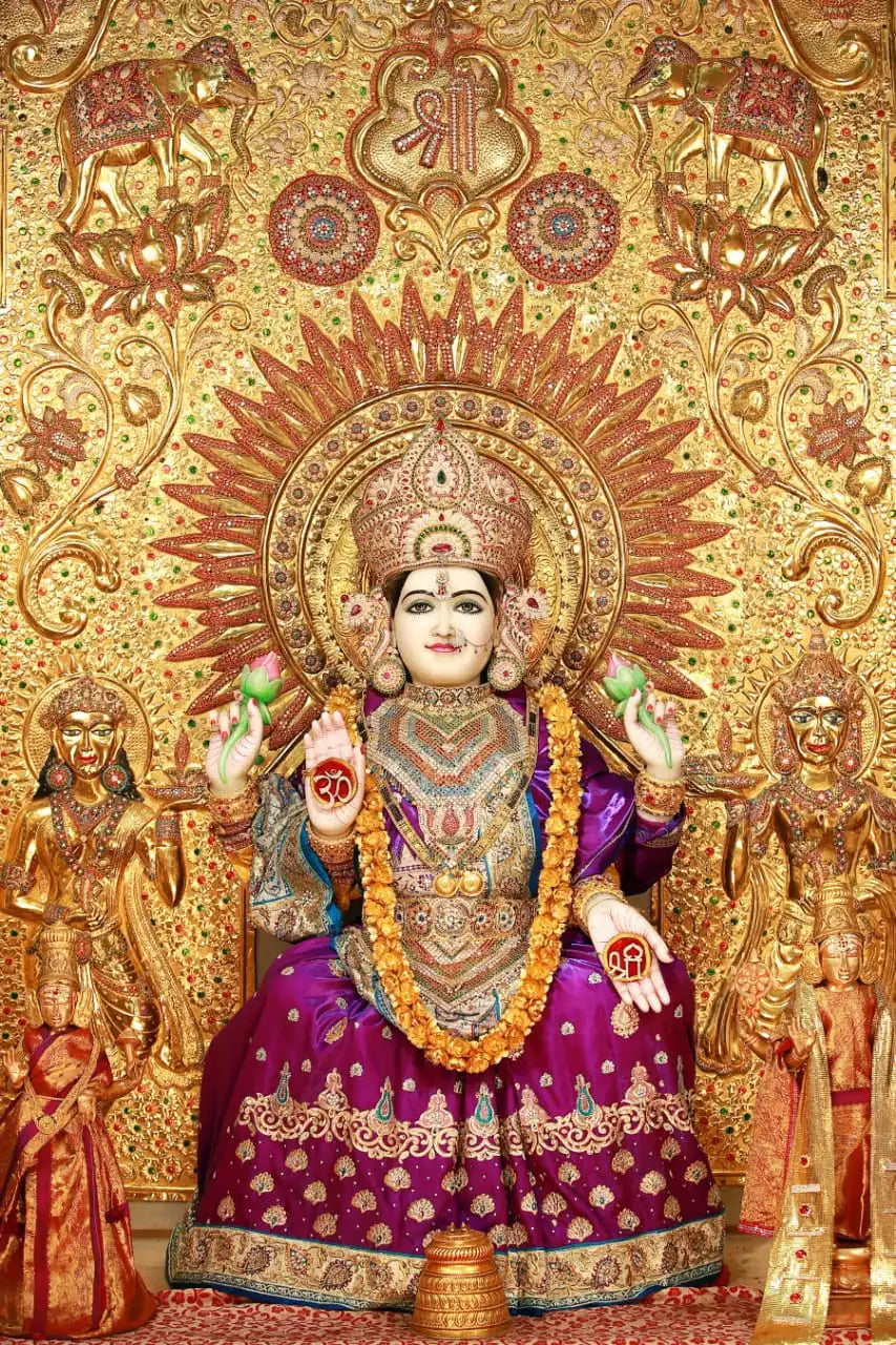 Sri Mahalakshmi Ashtakam | श्री महालक्ष्मी अष्टकम | महालक्ष्मी कृपा प्रार्थना स्तोत्र (Sanskrit, Hindi)
